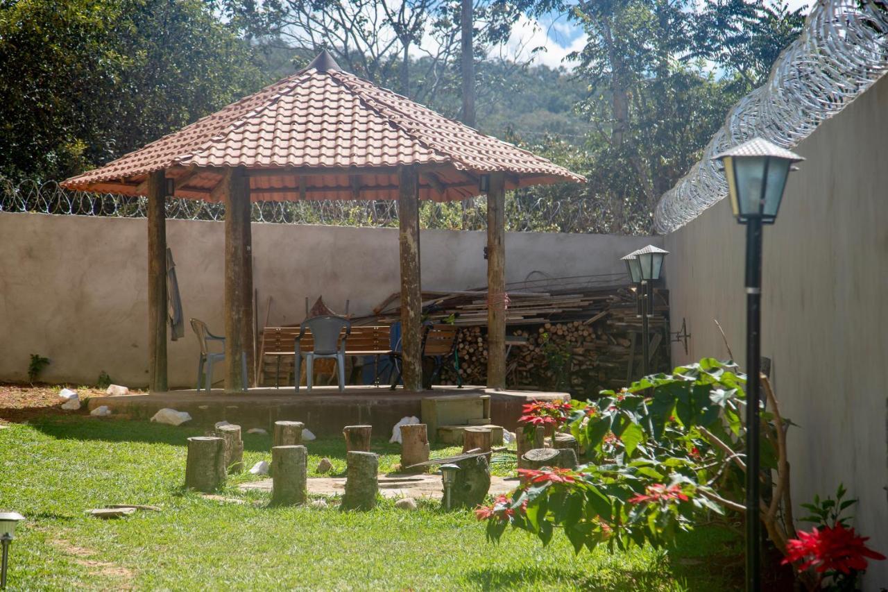 Vila Dos Cristais Алту-Параизу-ди-Гояс Экстерьер фото